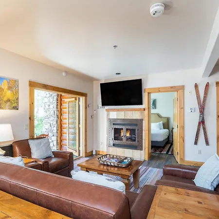 Bright 1Br Condo - Walk To Gondola!